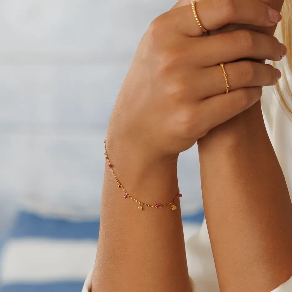 armkette_hearts_rubin__k__2-1.webp Armkette Hearts Rubin, 18 K Rosegold vergoldet-LEAF Best