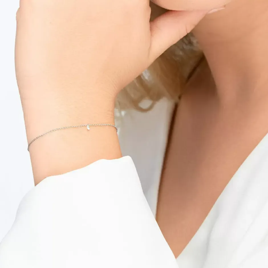 armkette_pure_diamanten___2-1.webp Armkette PURE Diamanten, 18 Karat Weißgold-LEAF Best