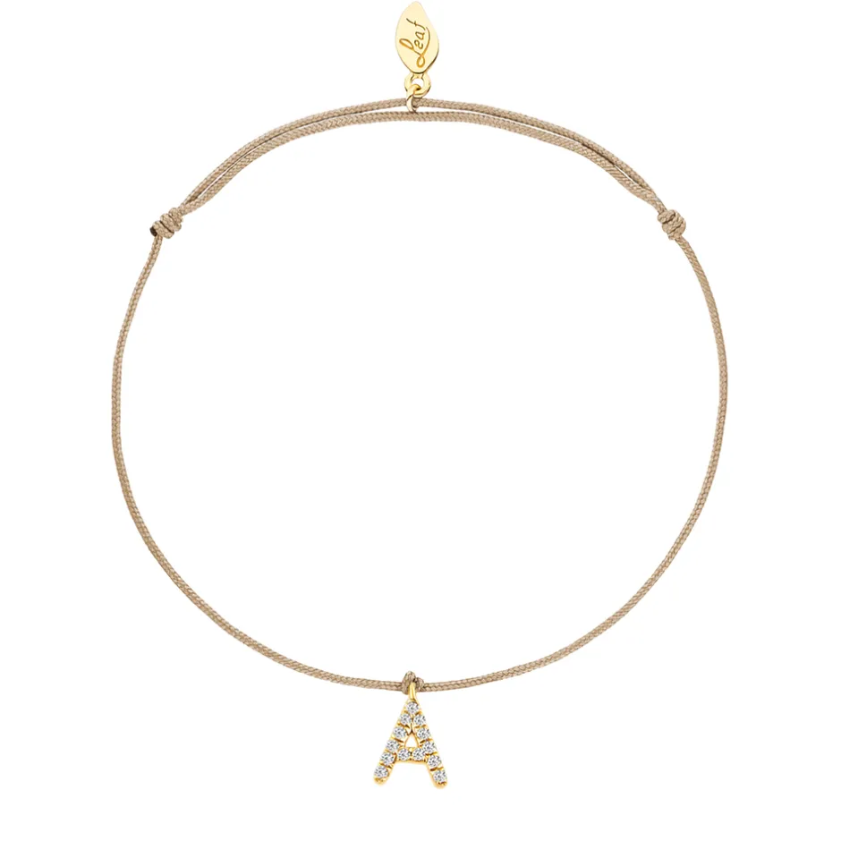 freundschaftsarmband_mit__0.webp Freundschaftsarmband mit Letter Charm, 14 Karat Gelbgold mit Diamanten-LEAF Outlet