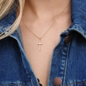 Halskette Kreuz mit Zirkonia, 18 Karat Rosegold vergoldet-LEAF Sale