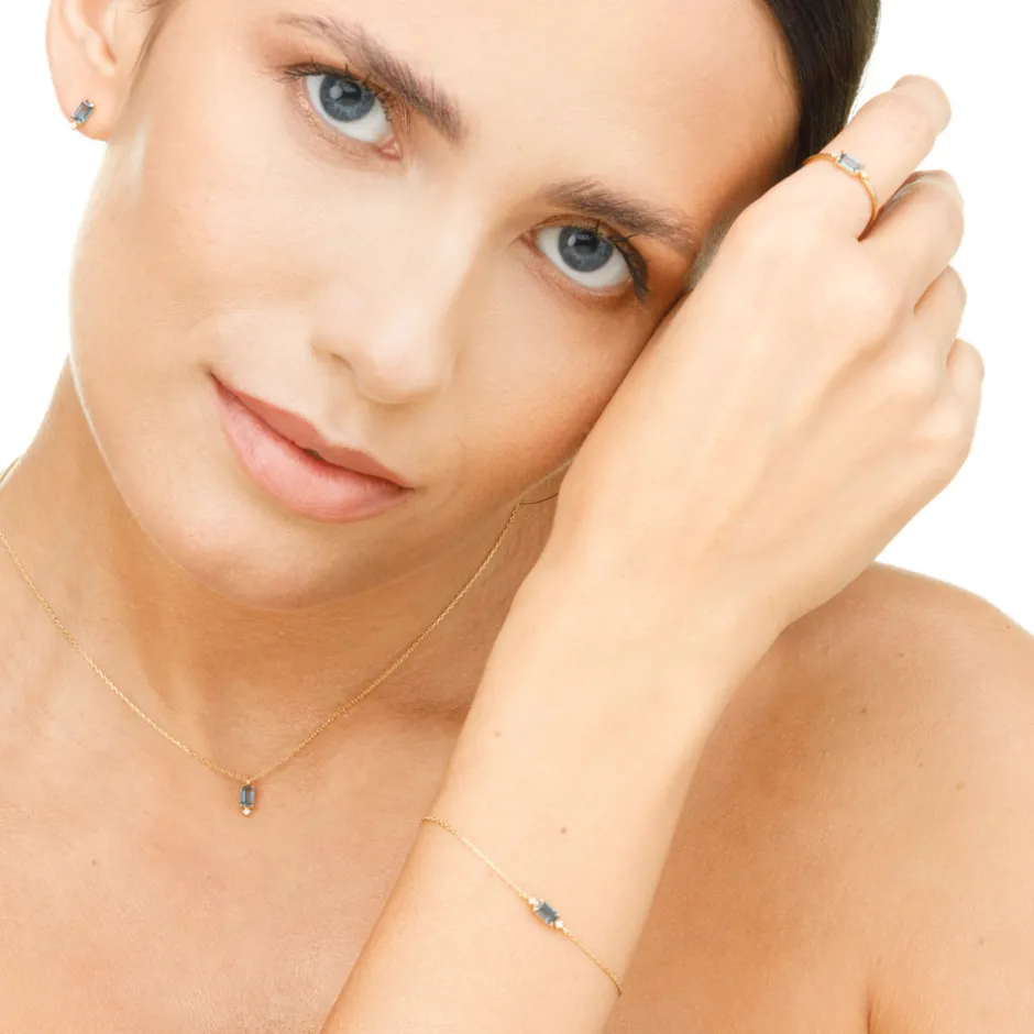halskette_london_blue_top_2.webp Halskette London Blue Topaz, 14 Karat Gelbgold-LEAF New