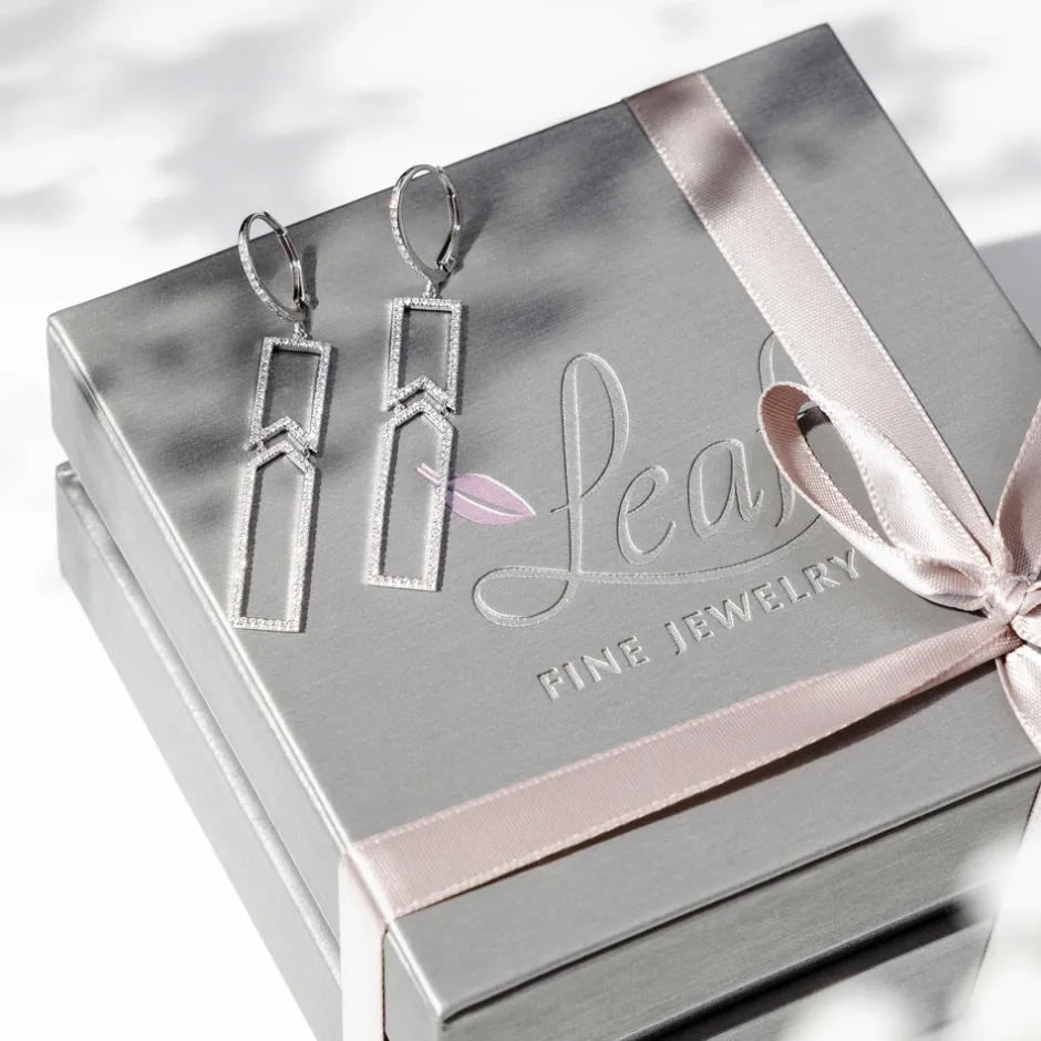 ohrringe_unique_mit_diama_5-1.webp Ohrringe Unique mit Diamanten, 18 Karat Rosegold-LEAF Hot