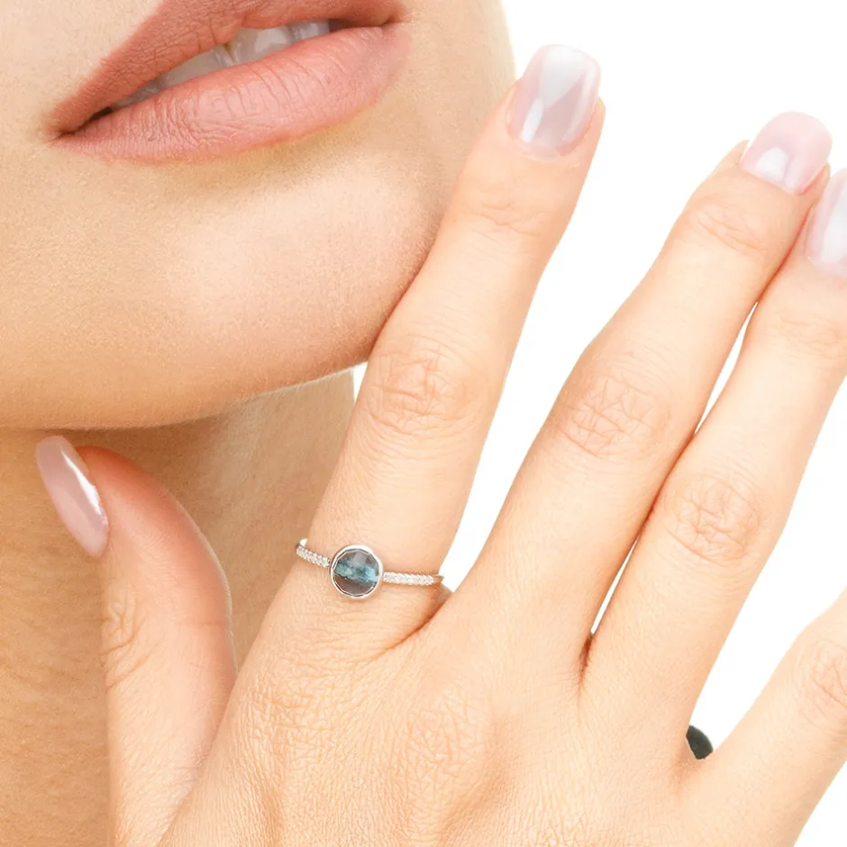 ring_blue_topas_mit_diama_4.webp Ring Blue Topas mit Diamanten, 14 Karat Weißgold-LEAF Sale