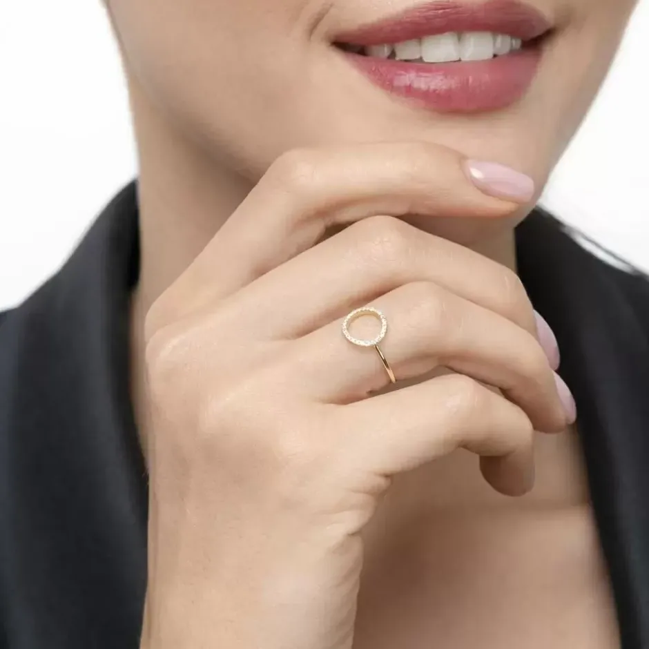 ring_circle_mit_diamanten_1-2.webp Ring Circle mit Diamanten, 18 Karat Gelbgold-LEAF Fashion