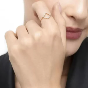 Ring Kleeblatt mit Diamanten, 18 Karat Rosegold-LEAF Sale