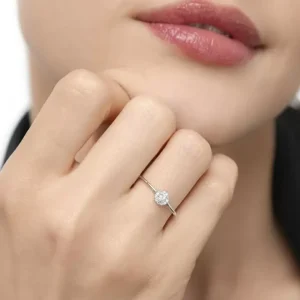 Ring Pavé II, 18 Karat Weißgold-LEAF Hot