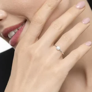 Ring Pavé II, 18 Karat Weißgold-LEAF Hot