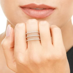 Ring Triple mit Diamanten, 18 Karat Weißgold-LEAF Hot