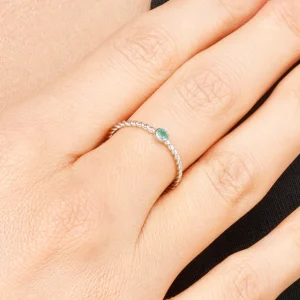 Ring Twist Smaragd, 14 Karat Weißgold-LEAF Hot