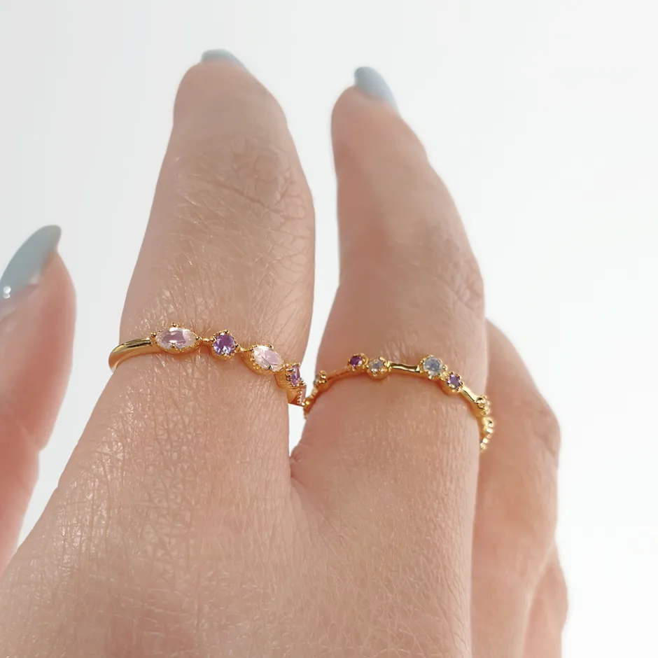 silber_ring_oval_gems_ros_3-1.webp Silber Ring, Oval Gems, Rosenquarz, Gelbgold-LEAF Online