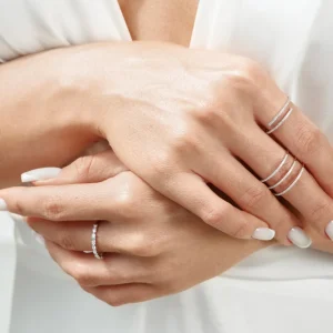 Verlobungsring mit Baguette Diamanten, 14 Karat Gelbgold-LEAF Online